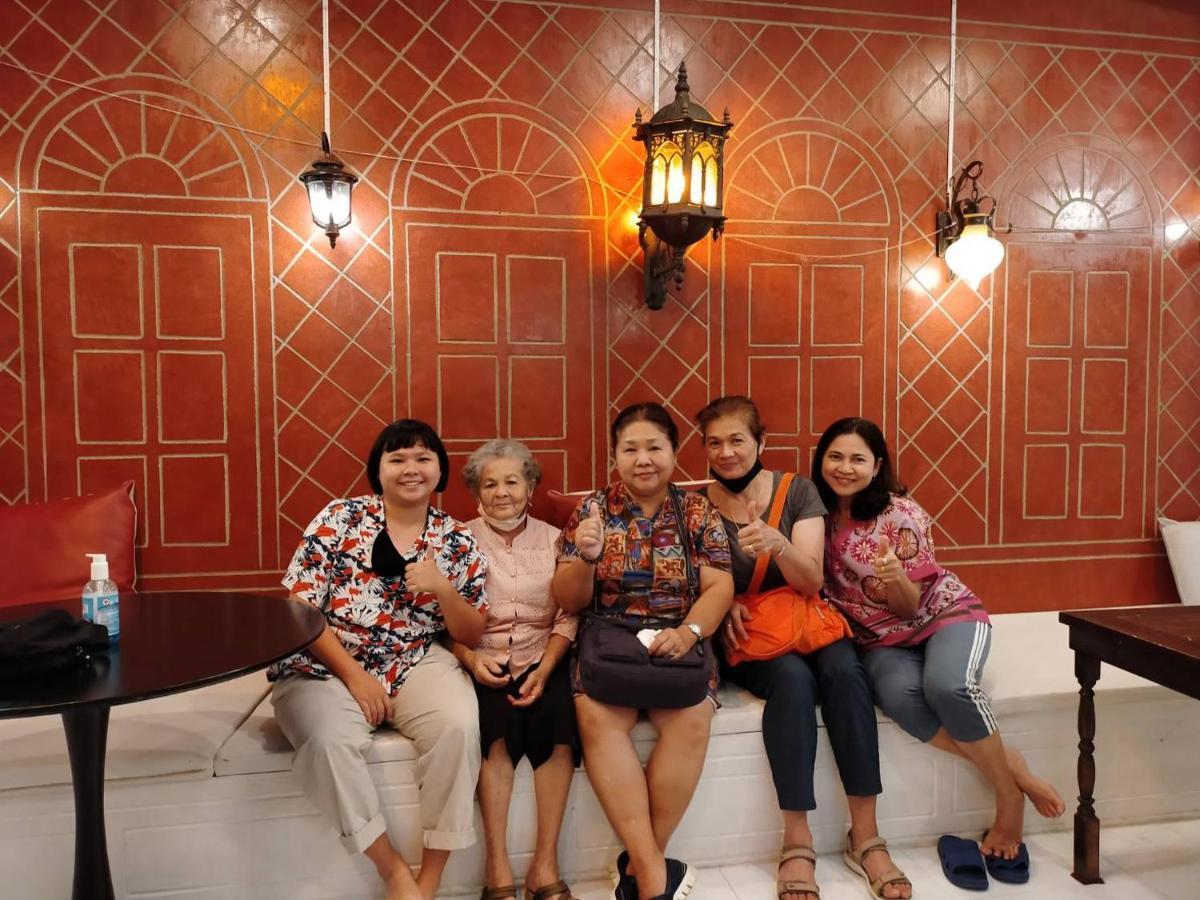 At Night Otel Chumphon Dış mekan fotoğraf
